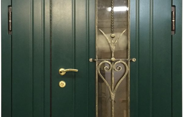 Дверь с ковкой   арт. м-61